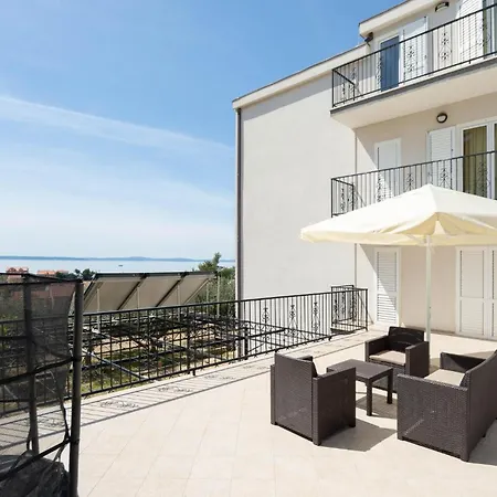 Apartment In With Wifi