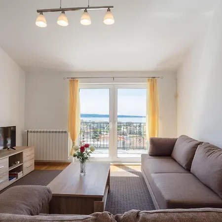 Apartment In With Wifi *